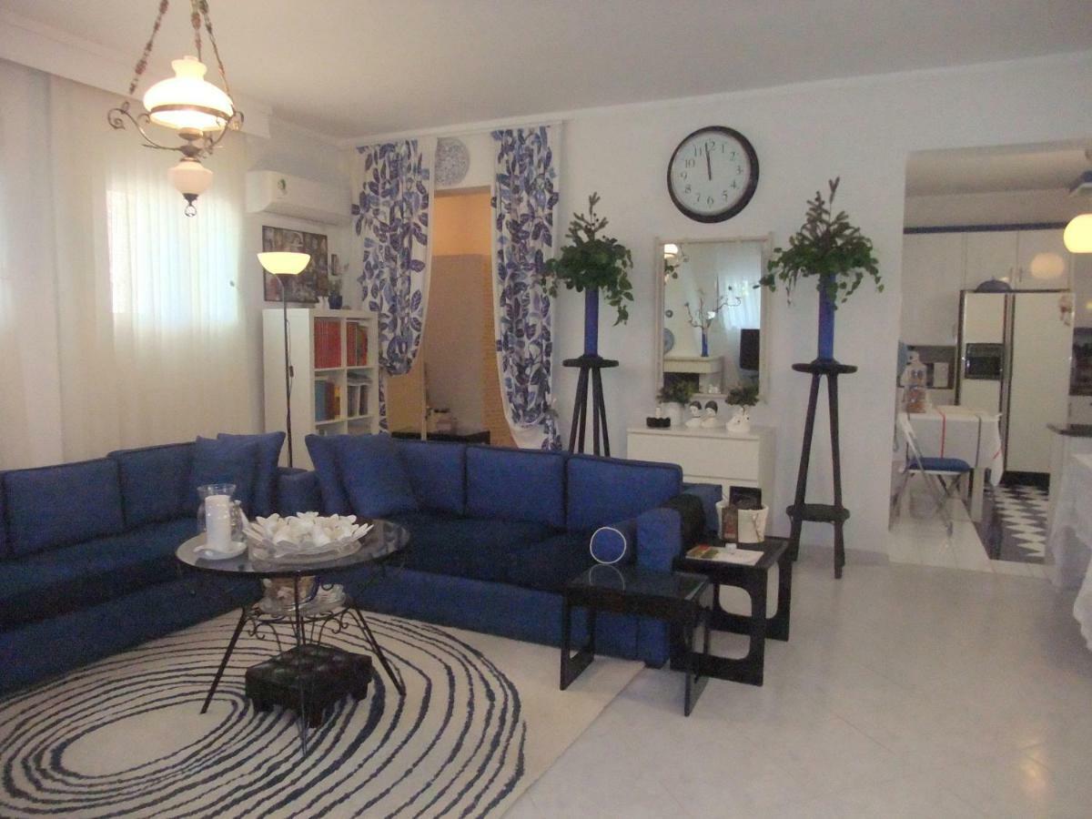 A Majestic Elegant House With A Garden Apartamento Peraía Exterior foto